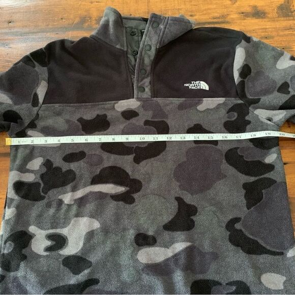 Northface Mens Camo Snap Collar Fleece Gray Black Pullover Sz S - Picture 5 of 8